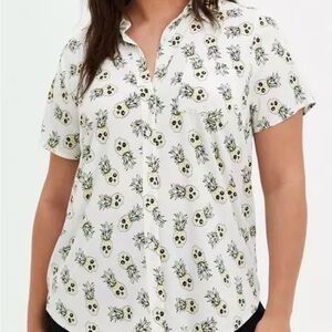 NWT Torrid White Cool Pineapple Stretch Challis Button-Front Shirt Size 4 26 4X